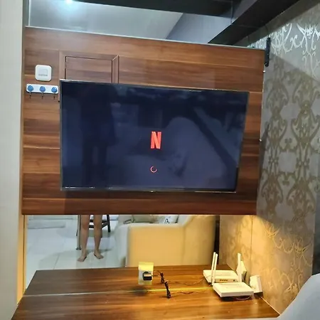 Apartemen Educity Pakuwon City Surabaya Baca Deskripsi Dulu Exterior photo